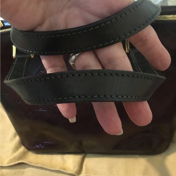 Authentic Louis Vuitton Patent Leather Bag- TH1908 & Authentic Long Wallet Set - Picture 8 of 16